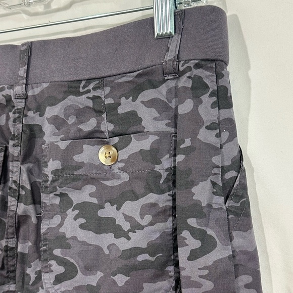 Lee Women’s Regular Fit Camouflage Skort - Mid Rise - Size 6 - Picture 4 of 8